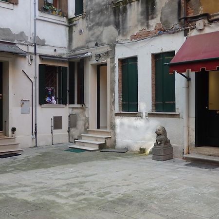 Appartamento Alla Crea Venesia Bagian luar foto